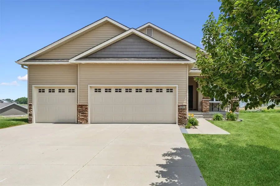 931 15th Avenue Se, Altoona, IA 50009 - #2