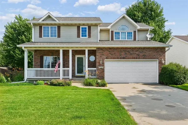 9921 Catalina Drive, Johnston, IA 50131
