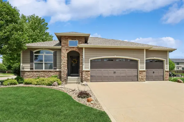 1515 SE Greenbriar Circle, Waukee, IA 50263