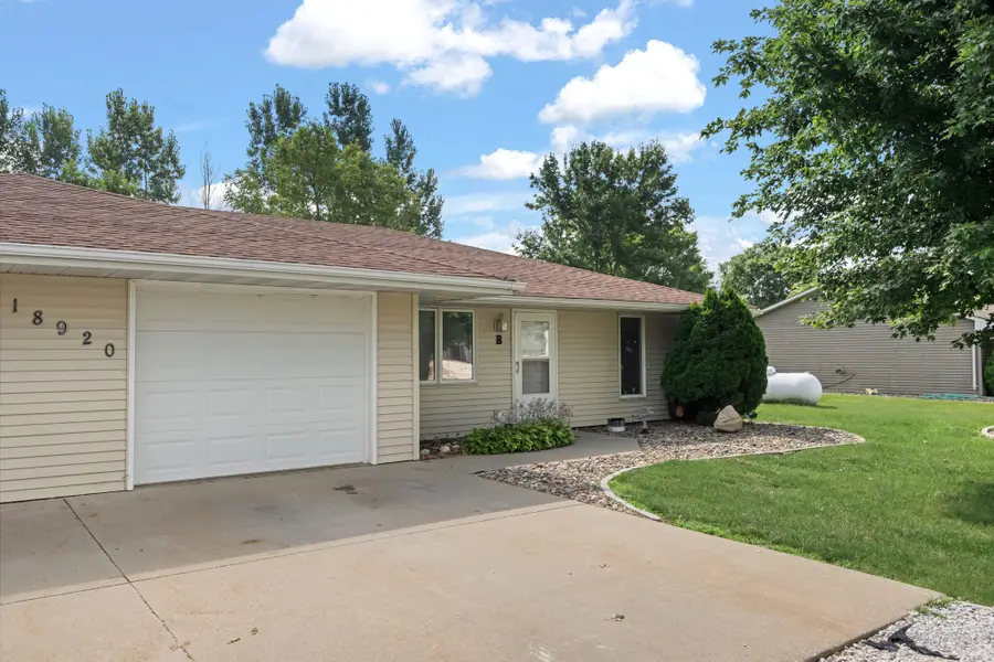 18920 Wendover Avenue, Granger, IA 50109 - #3
