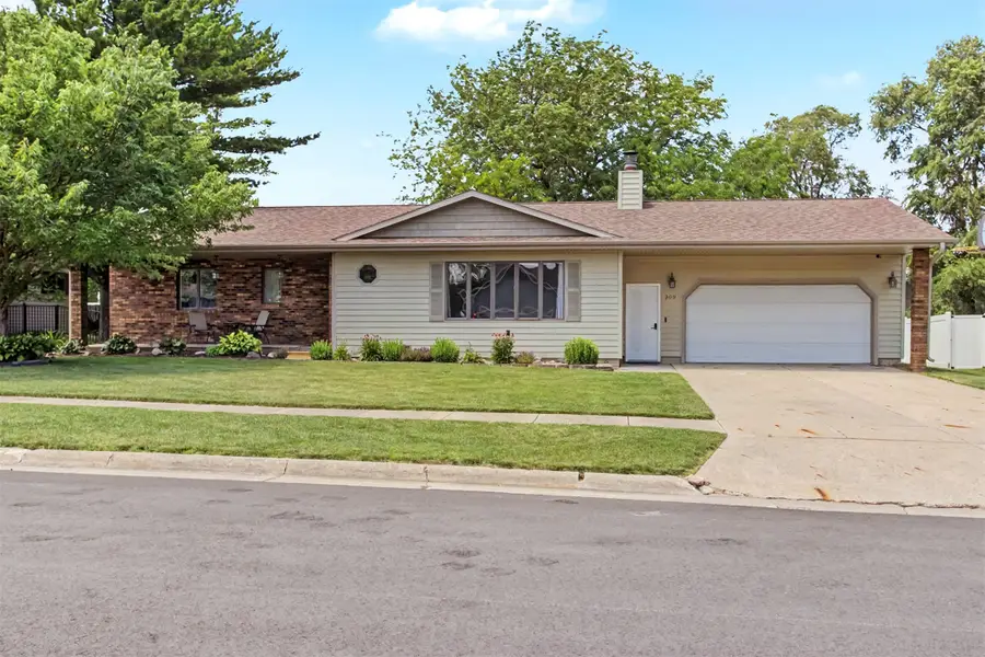 309 S Logan Street, Roland, IA 50236 - #2