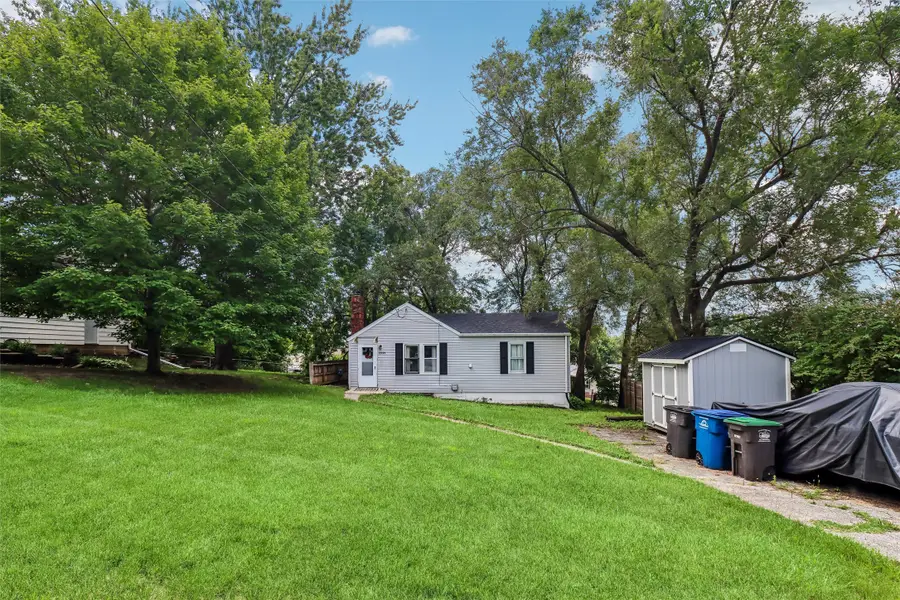 2539 Grandview Avenue, Des Moines, IA 50317 - #3