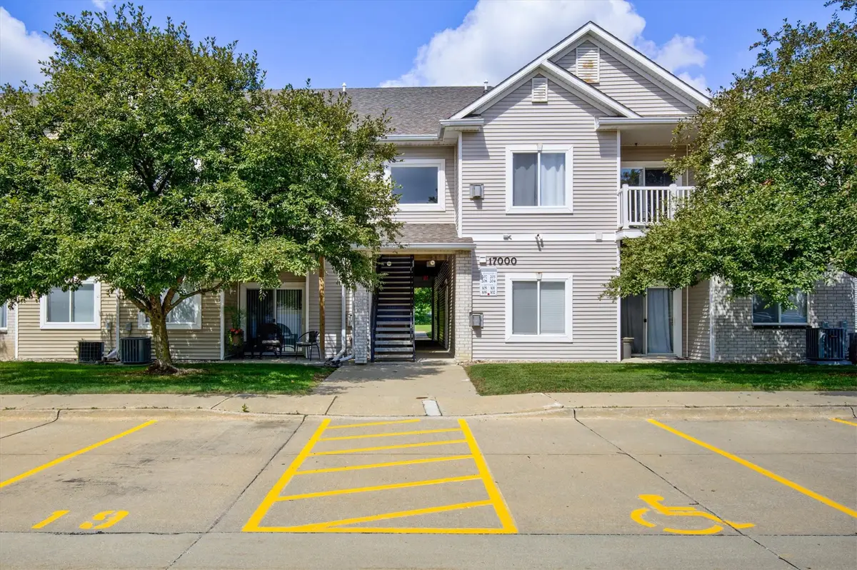 8601 Westown Parkway #17207, West Des Moines, IA 50266 - #1