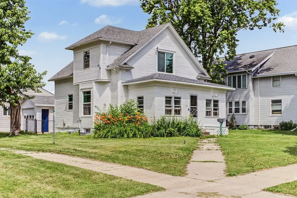 703 Pennsylvania Avenue, Story City, IA 50248 - #1