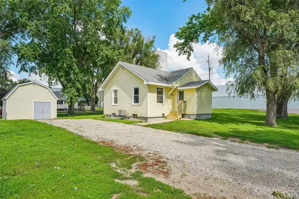 6418 SE 55th Street, Carlisle, IA 50047