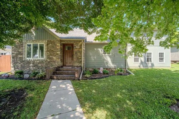 208 SE 2nd Street, Ogden, IA 50212