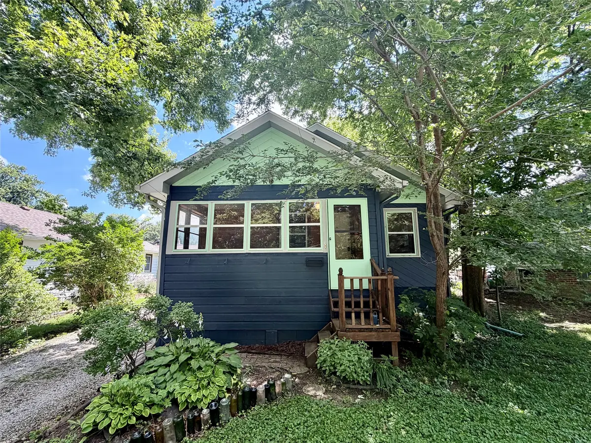 1405 48th Street, Des Moines, IA 50311 - #1