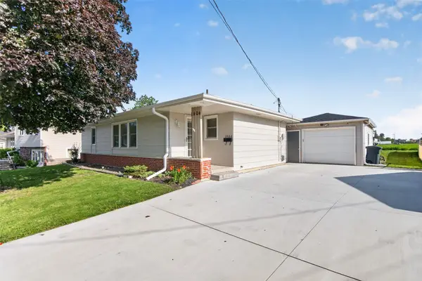 1404 N 9th Ave Place E, Newton, IA 50208
