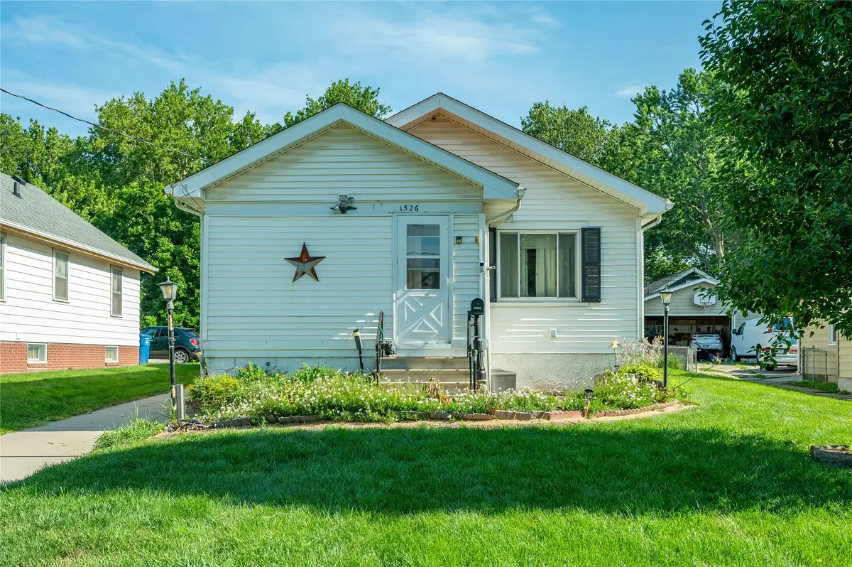 1526 Wilson Avenue, Des Moines, IA 50316 - #1