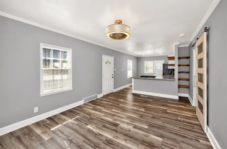 4124 3rd Street, Des Moines, IA 50313 - #2
