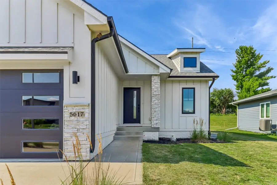 5617 Wolcott Circle, Des Moines, IA 50321 - #3