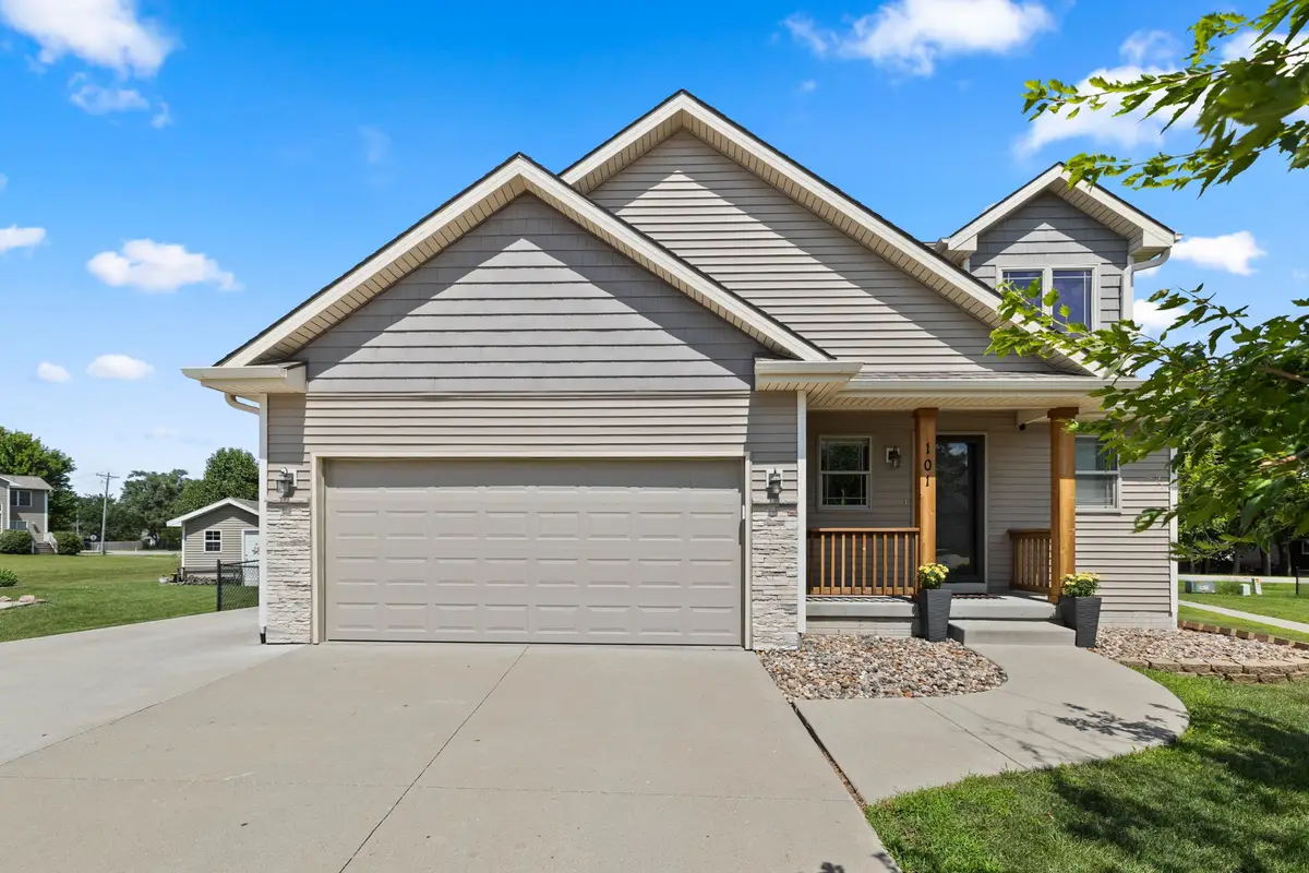 101 NW 10th Circle, Grimes, IA 50111 - #1