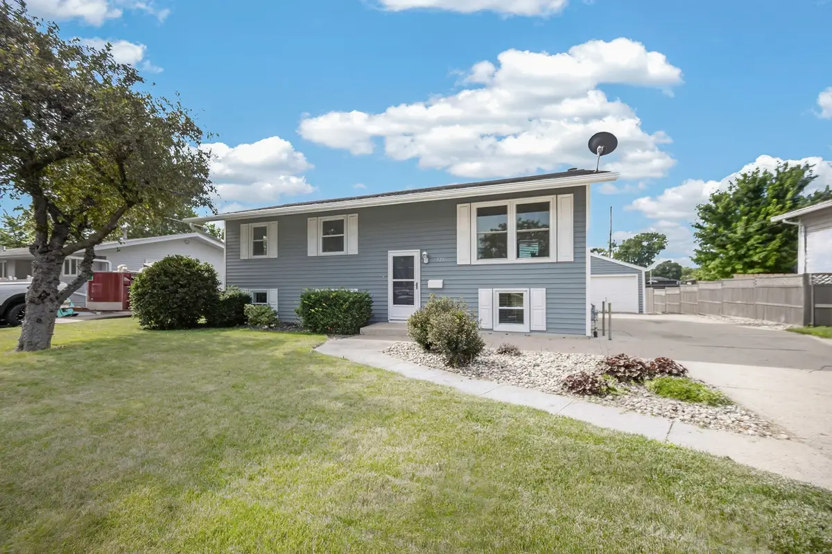 725 SE 3rd Street, Ankeny, IA 50021 - #1