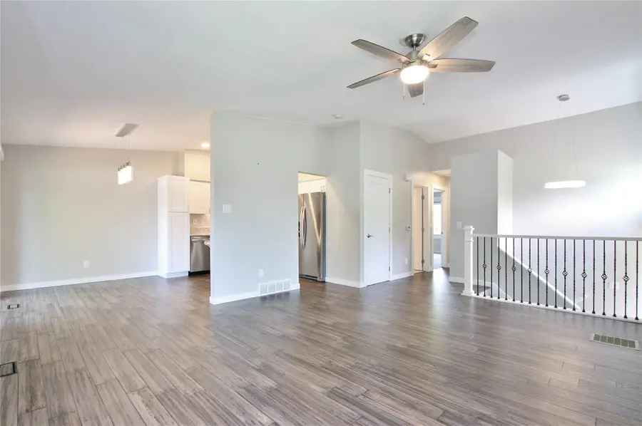 1062 Woodland Park Drive, West Des Moines, IA 50266 - #3
