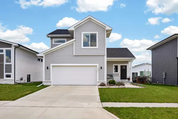 609 NE Hunter Drive, Ankeny, IA 50021