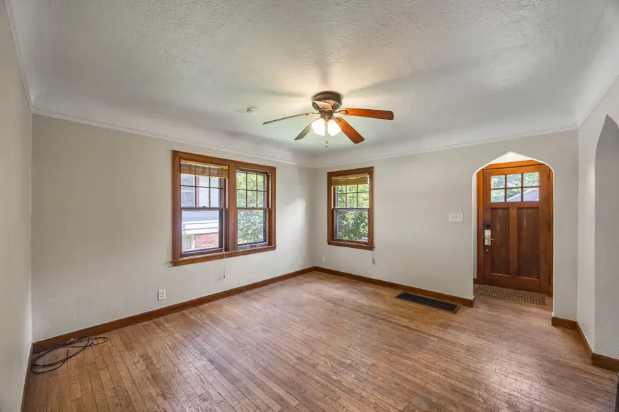 4108 3rd Street, Des Moines, IA 50313 - #2