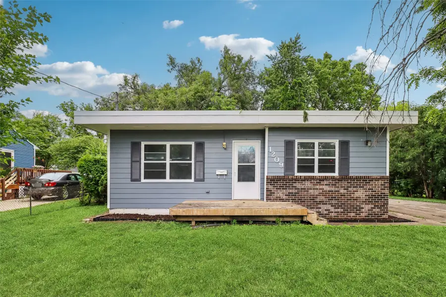1209 Walnut Street, West Des Moines, IA 50265 - #3