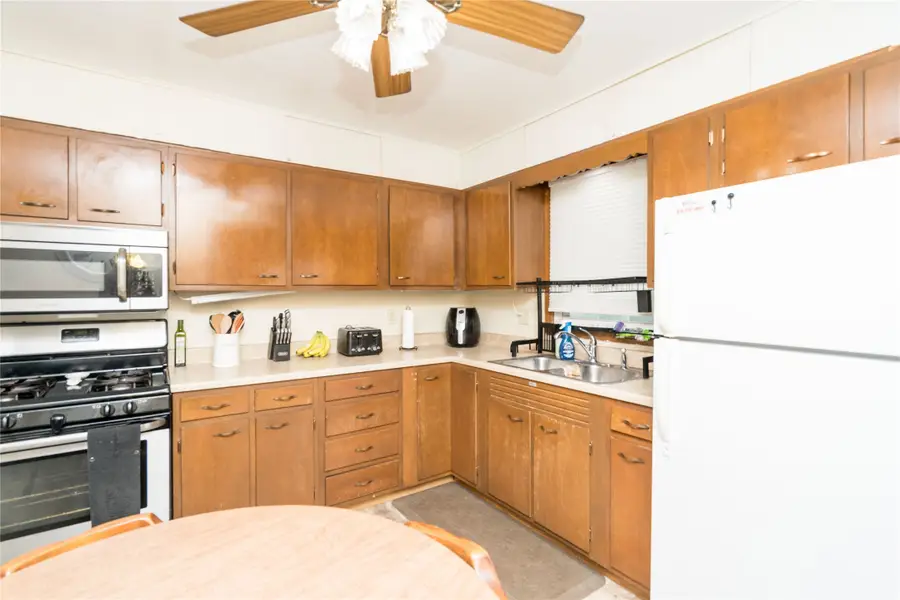 3909 Toronto Street, Ames, IA 50014 - #3