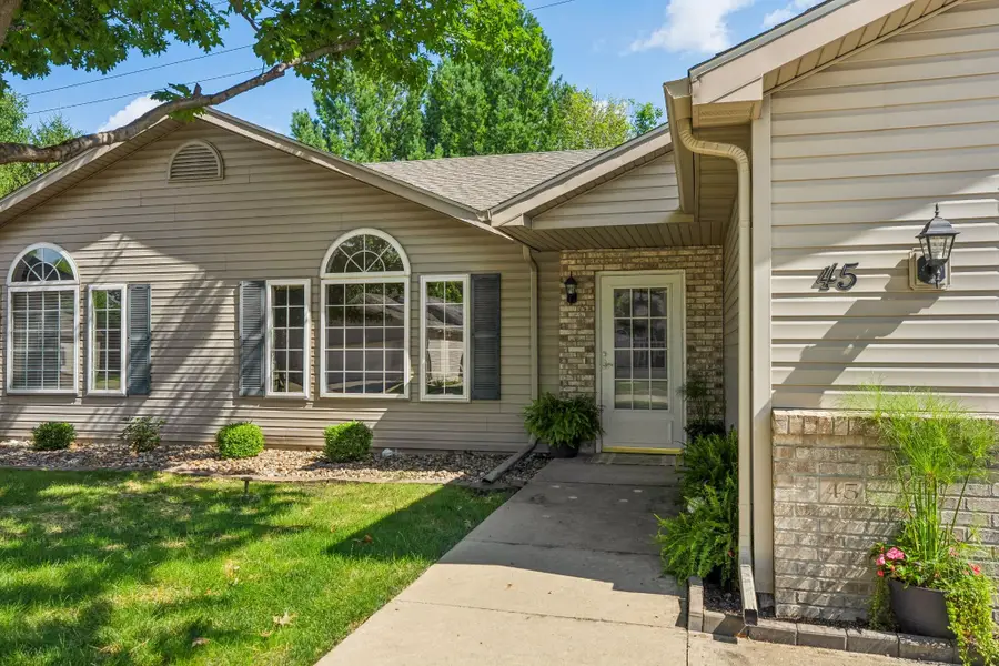 495 S 51st Street #45, West Des Moines, IA 50265 - #2