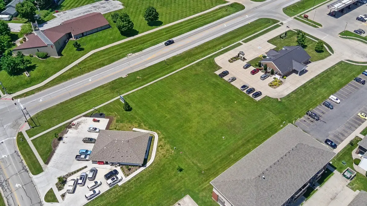 806 N Us Highway 69, Huxley, IA 50124 - #1