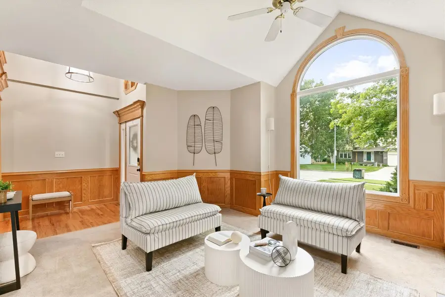 5915 Brookview Drive, West Des Moines, IA 50266 - #3