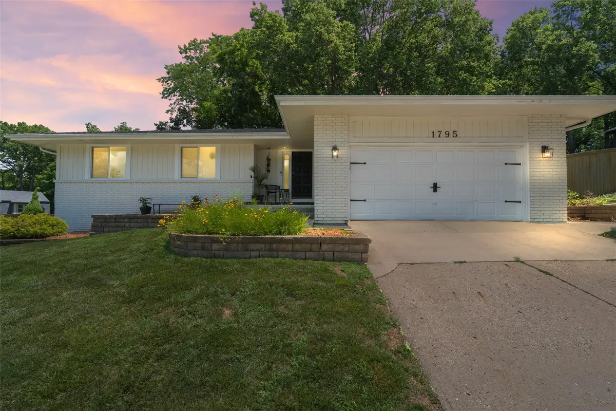 1795 NW 99th Court, Clive, IA 50325 - #1