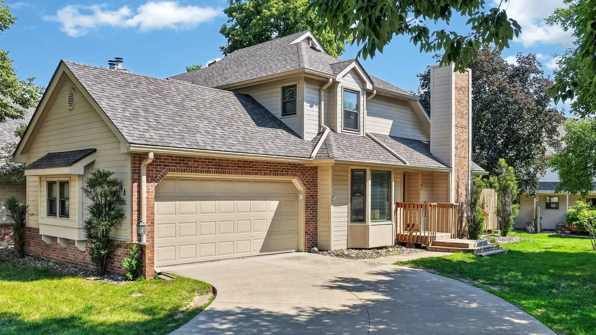 1070 50th Street #14A, West Des Moines, IA 50266 - #1
