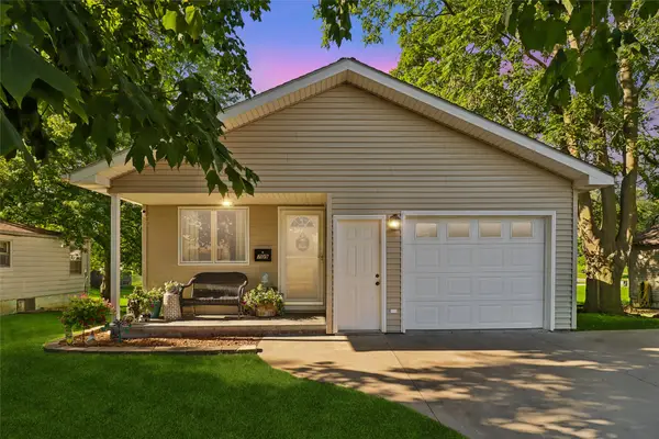 709 W Rock Island Street, Knoxville, IA 50138