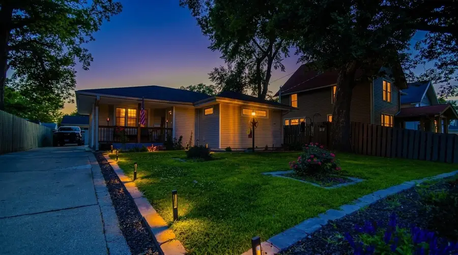 1918 9th Street, Des Moines, IA 50314 - #2