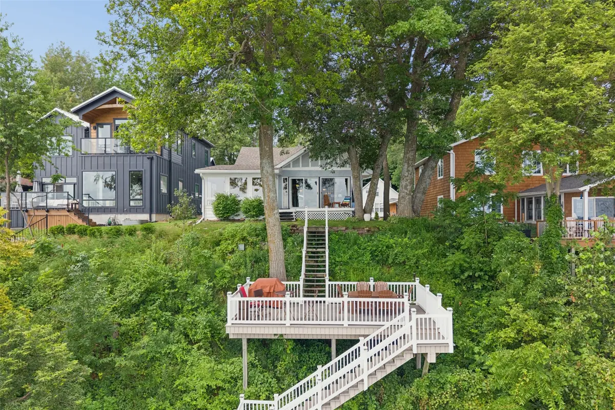 5318 Lakeview Drive, Clear Lake, IA 50428 - #1