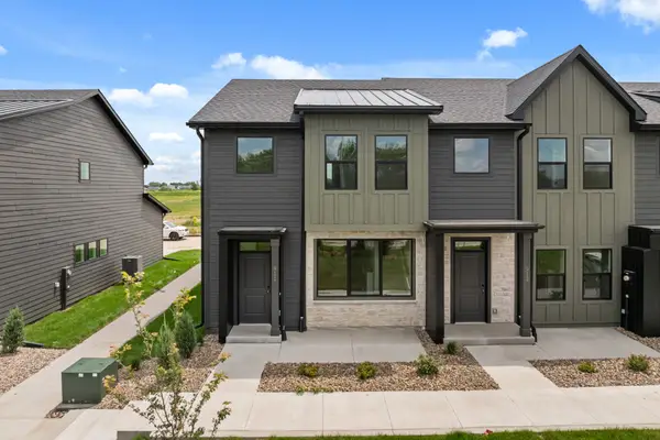 901 Percheron Lane, Norwalk, IA 50211