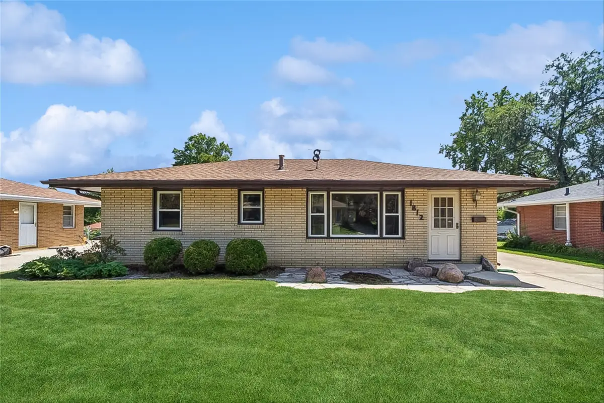 1812 Pearl Drive, West Des Moines, IA 50265 - #1