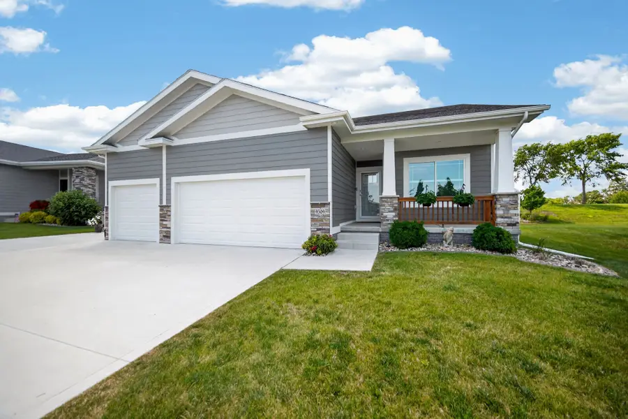 9309 Bellflower Lane, Norwalk, IA 50211 - #2