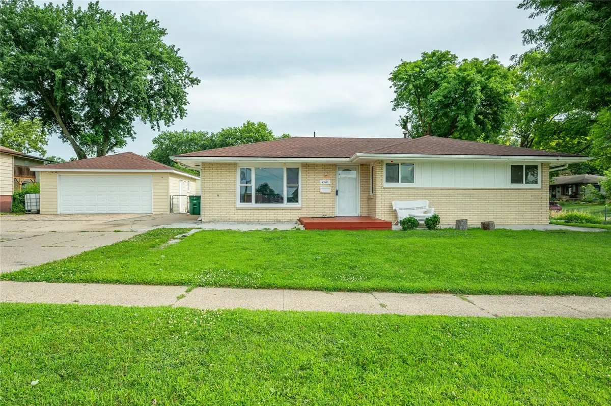 6501 Madison Avenue, Urbandale, IA 50322 - #1