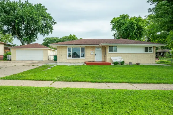 6501 Madison Avenue, Urbandale, IA 50322