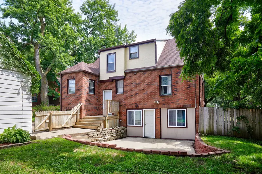 4805 Pleasant Street, Des Moines, IA 50312 - #2