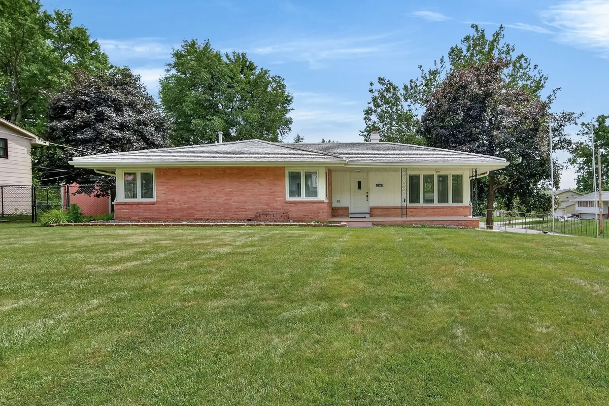 6522 Lincoln Avenue, Windsor Heights, IA 50324 - #1
