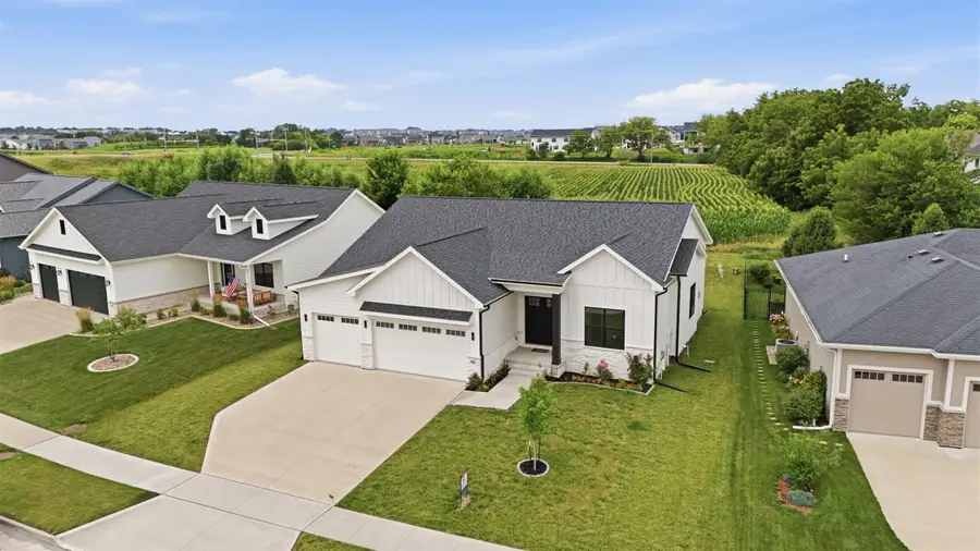 780 NE Badger Lane, Waukee, IA 50263 - #2