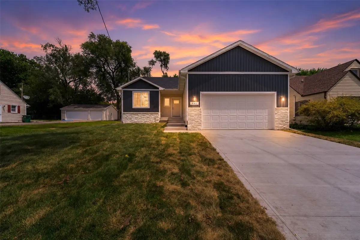 641 12th Street, West Des Moines, IA 50265 - #1