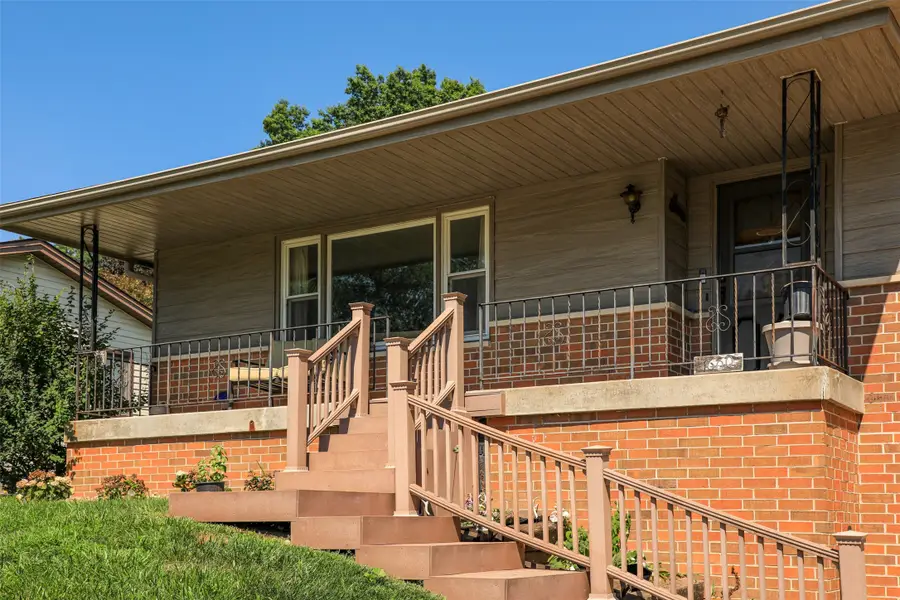 1600 W 14th Street S, Newton, IA 50208 - #3