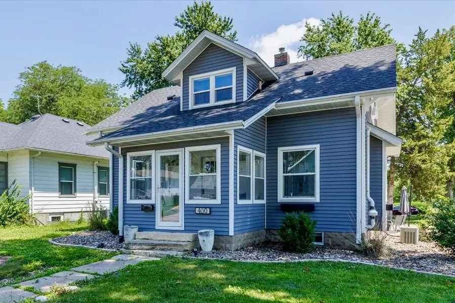 400 E 1st Street, Pella, IA 50219 - #2