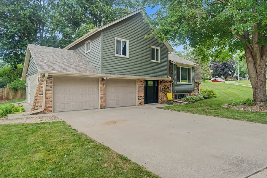 1311 W 14th Street S, Newton, IA 50208 - #2