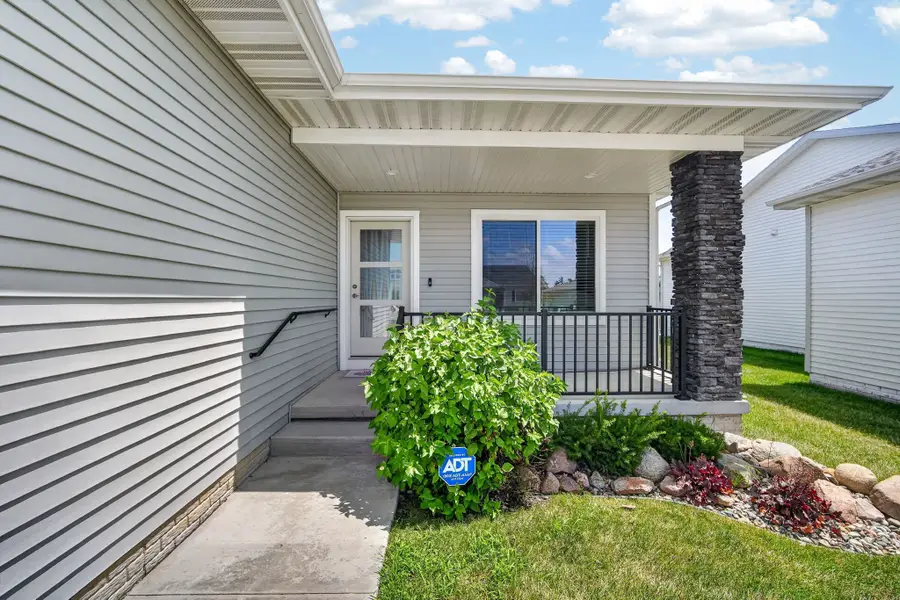 6705 NE 12th Court, Des Moines, IA 50313 - #3