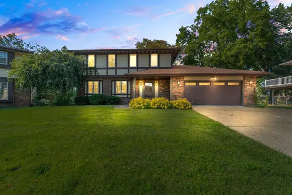 1428 N 7th Avenue E, Newton, IA 50208