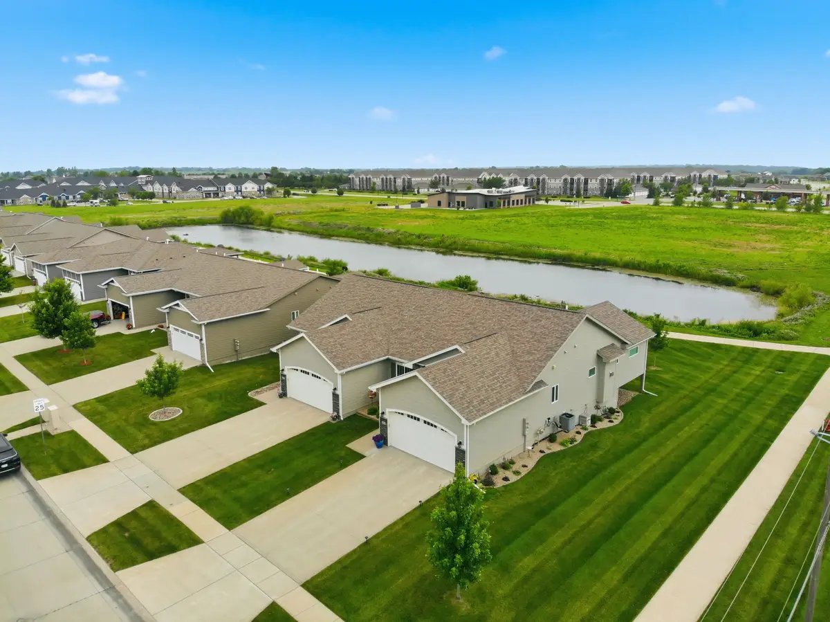 2404 3rd Avenue Se, Altoona, IA 50009 - #1