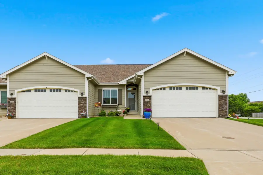 2404 3rd Avenue Se, Altoona, IA 50009 - #2