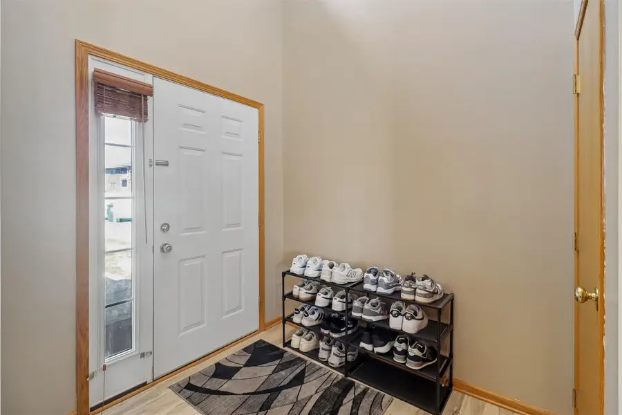4154 100th Street #14, Urbandale, IA 50322 - #3