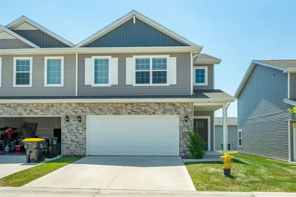 1026 Maywood Lane, Waukee, IA 50263