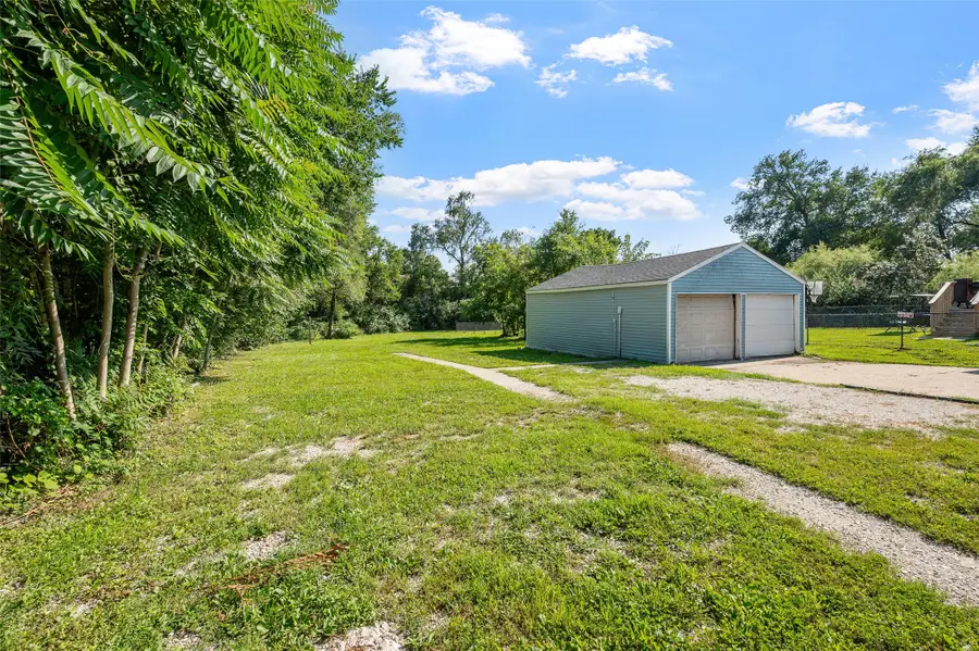607 Cummins Road, Des Moines, IA 50315 - #3