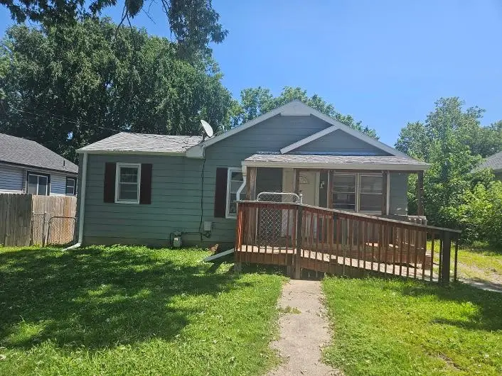 3215 SW 7th Street, Des Moines, IA 50315 - #1